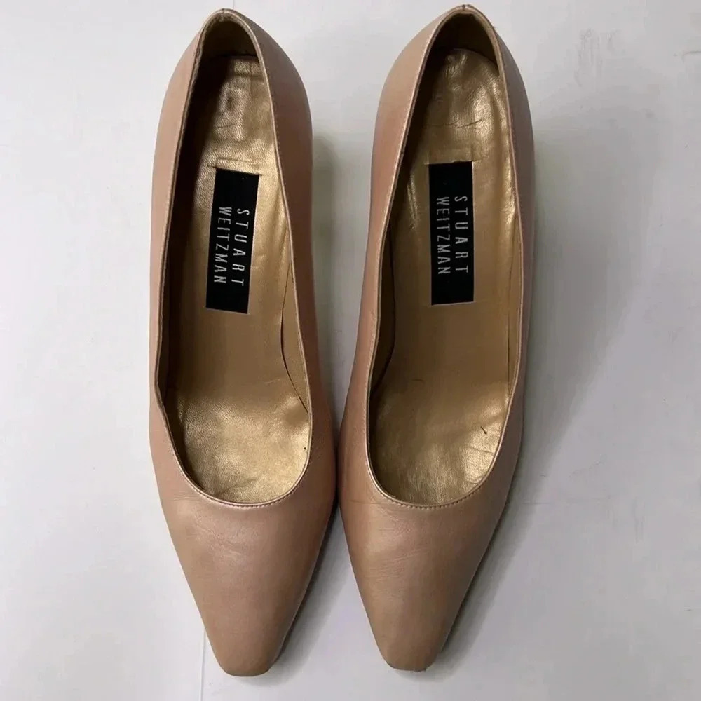 Stuart Weitzman blush leather with gold heels size 8 1/2m - Picture 3 of 8